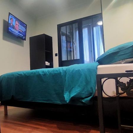 סן-דני Hotel Moderne מראה חיצוני תמונה