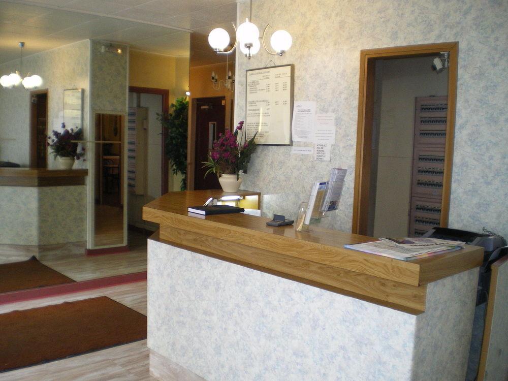 סן-דני Hotel Moderne מראה חיצוני תמונה
